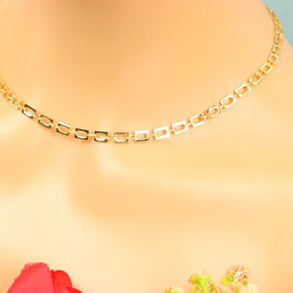 Delicate & Contemporary Necklace Chain, A Lovely Choice for Women, EVCH1540 - Picture 10 of 10